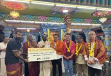 தாமான் பலாக்கோங் ஜெயா தேவிஸ்ரீ மாரியம்மன் ஆலய மேம்பாட்டிற்கு வேய்ன் ஓங் வெ.10,000 நன்கொடை